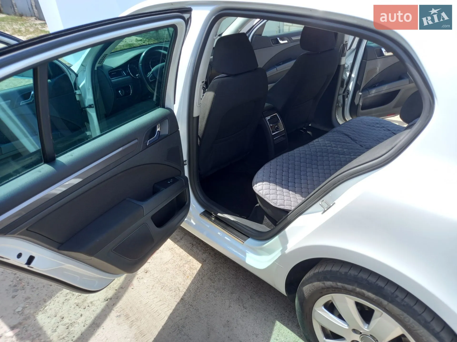 2015 Skoda Superb - мініатюра 25