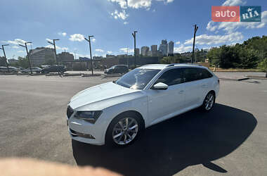 Универсал Skoda Superb 2017 в 