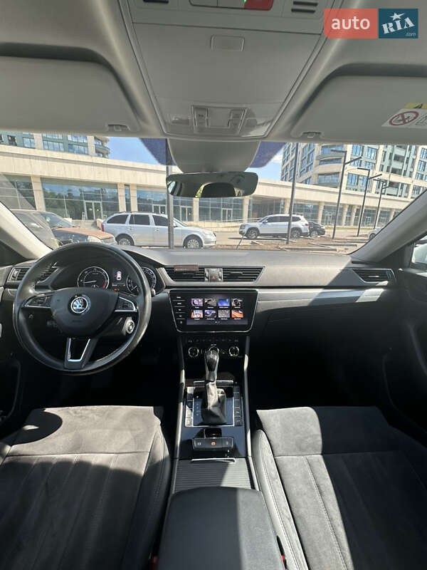 Универсал Skoda Superb 2017 в Днепре