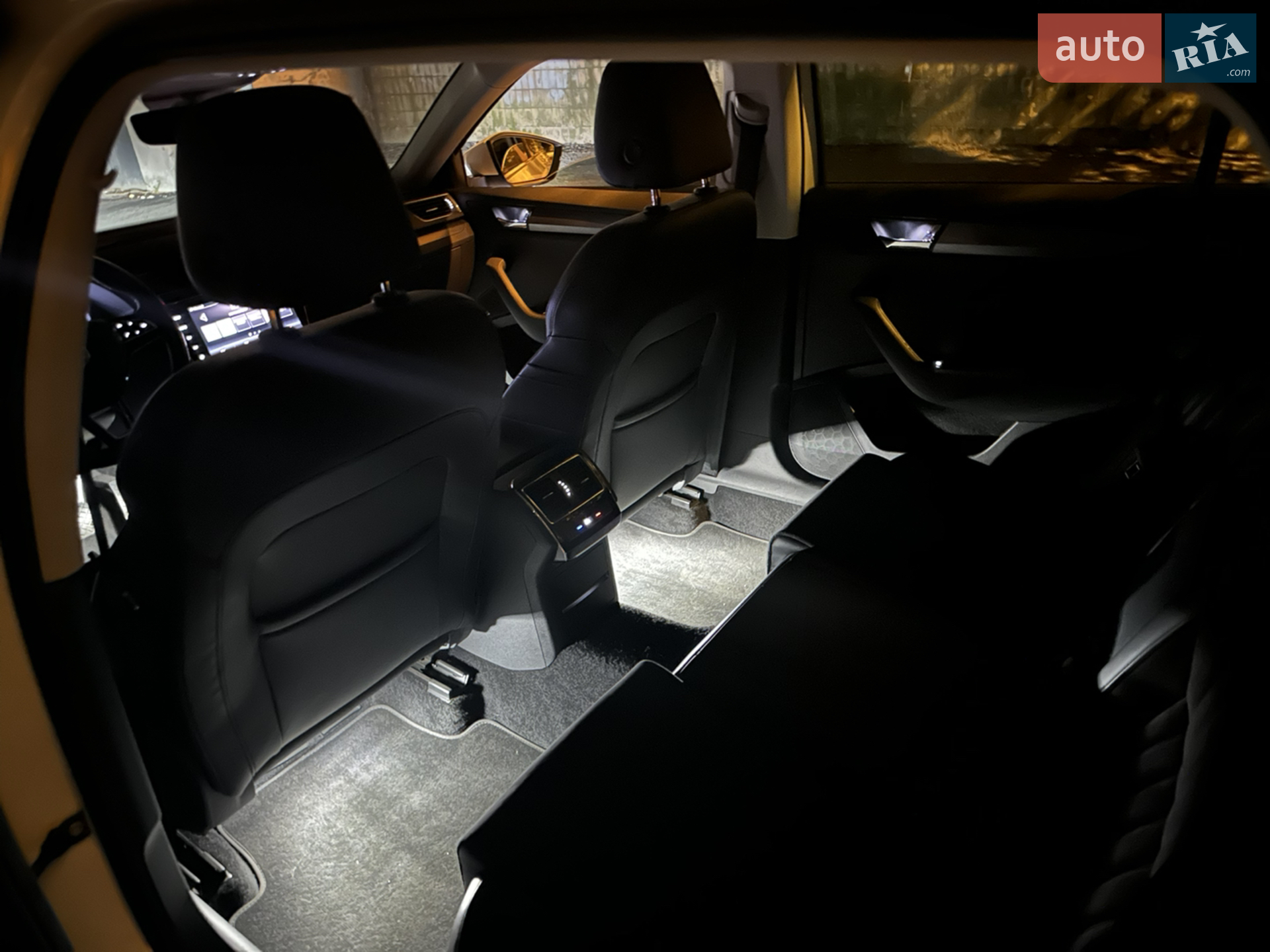 2017 Skoda Superb - мініатюра 30