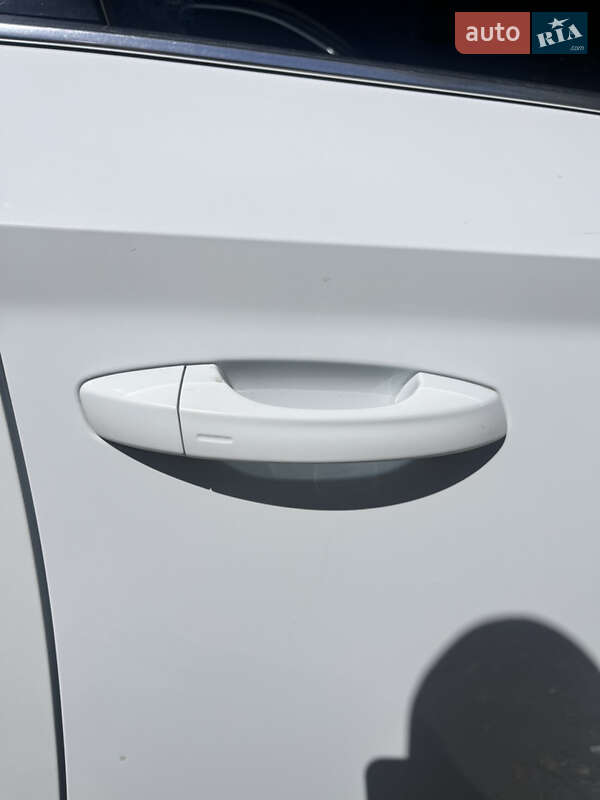 Универсал Skoda Superb 2016 в Житомире