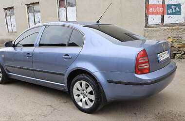 Лифтбек Skoda Superb 2006 в Сарате