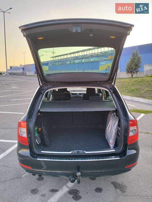 Універсал Skoda Superb 2013 в Вінниці