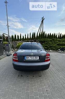 Лифтбек Skoda Superb 2007 в Мостиске