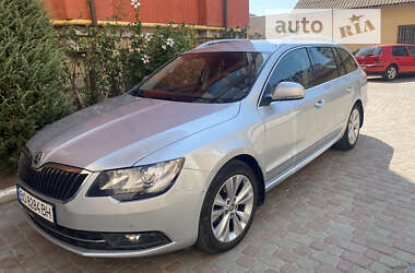 Універсал Skoda Superb 2013 в Чорткові