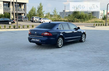 Лифтбек Skoda Superb 2010 в Хусте