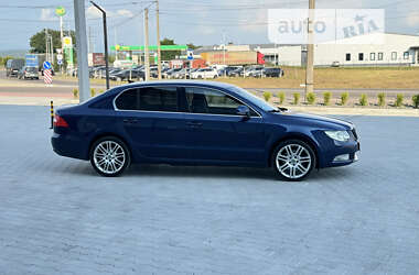 Лифтбек Skoda Superb 2010 в Хусте