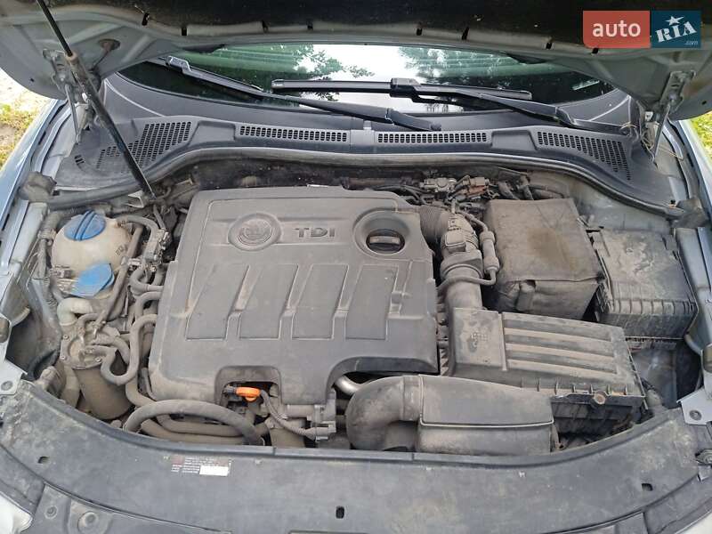 Ліфтбек Skoda Superb 2011 в Львові