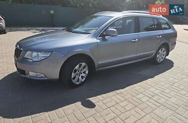Универсал Skoda Superb 2012 в 