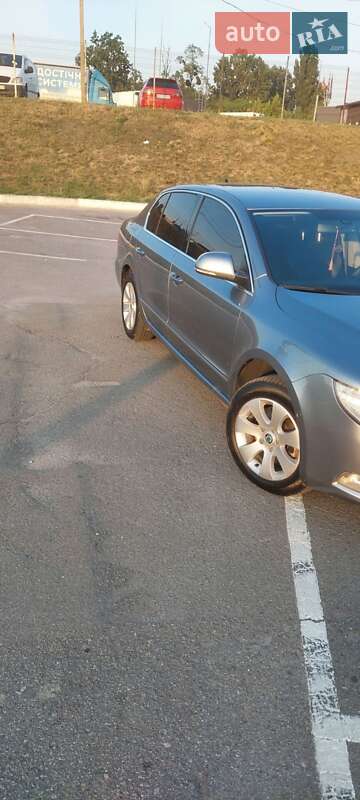 Лифтбек Skoda Superb 2011 в Виннице
