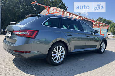 Універсал Skoda Superb 2018 в Житомирі