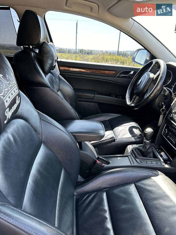 Ліфтбек Skoda Superb 2013 в Львові