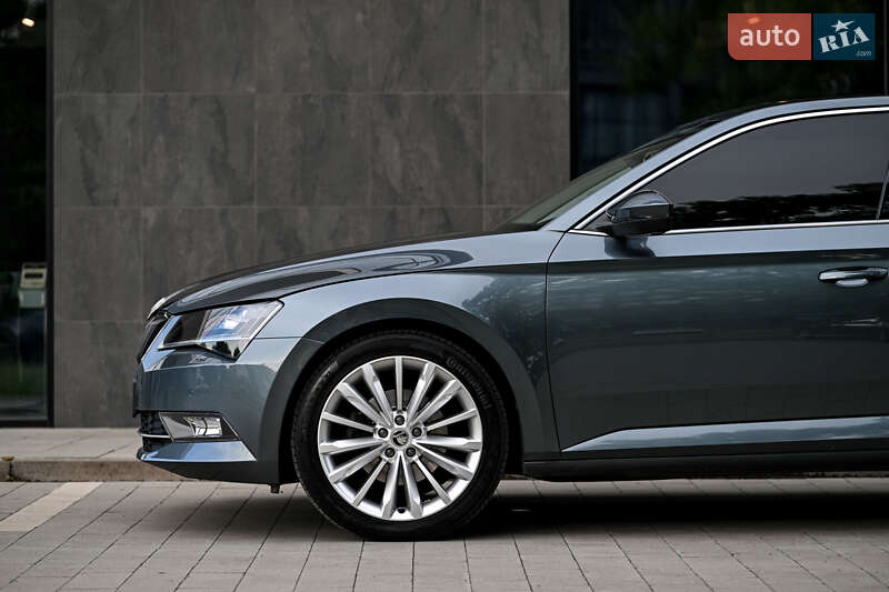 Лифтбек Skoda Superb 2016 в Ужгороде фото 14 Лифтбек Skoda Superb 2016 в Ужгороде