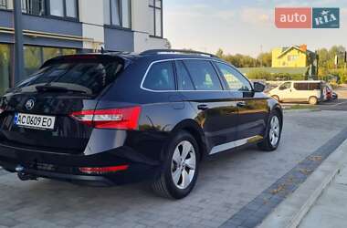 Универсал Skoda Superb 2016 в 