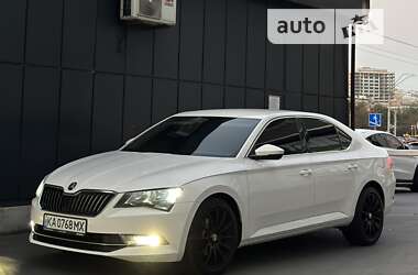 Ліфтбек Skoda Superb 2015 в Києві