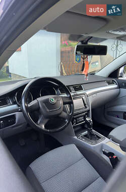 Лифтбек Skoda Superb 2009 в 
