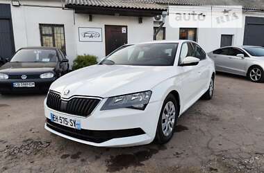 Лифтбек Skoda Superb 2016 в Чернигове