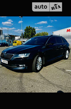 Універсал Skoda Superb 2017 в Києві