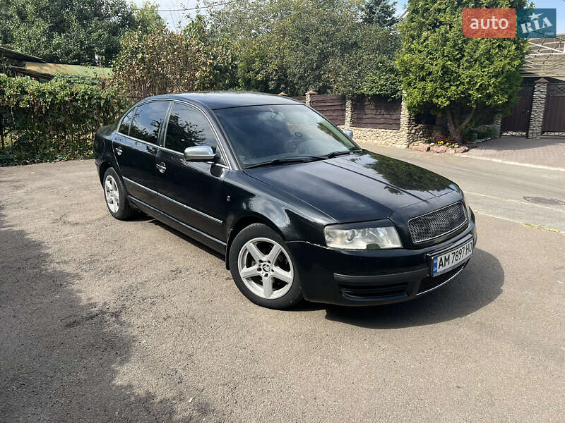 Лифтбек Skoda Superb 2006 в Киеве