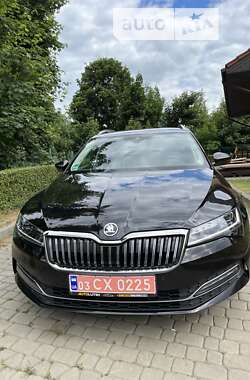 Універсал Skoda Superb 2020 в Луцьку