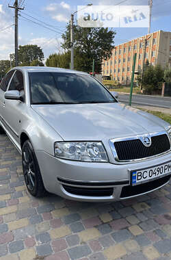 Лифтбек Skoda Superb 2005 в Ивано-Франково