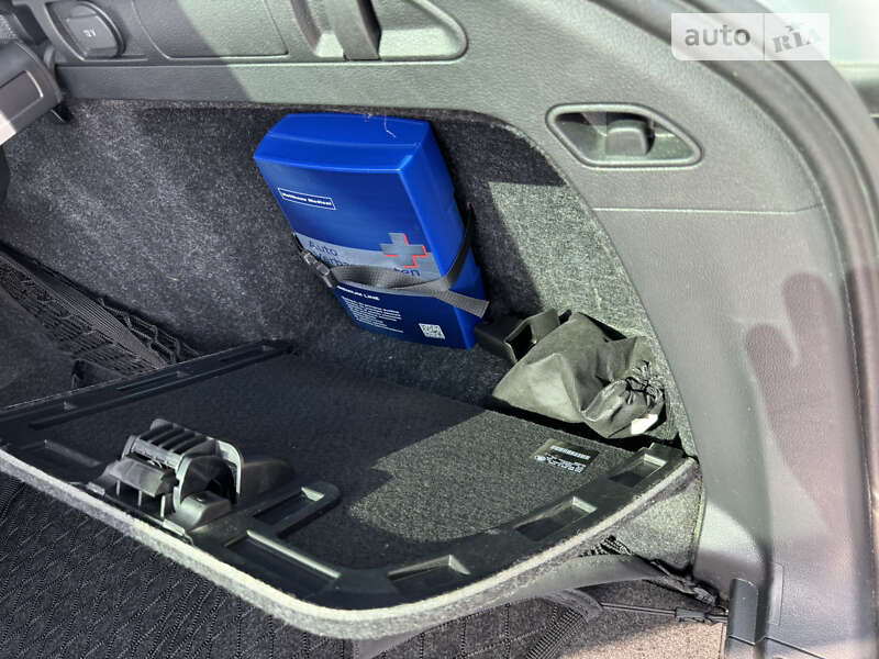 Универсал Skoda Superb 2019 в Киеве