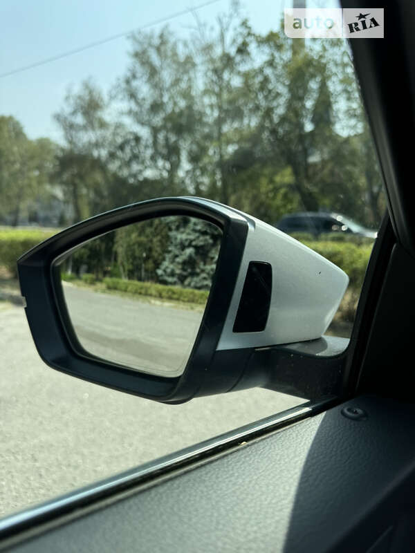 Универсал Skoda Superb 2019 в Киеве