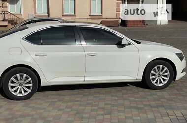 Ліфтбек Skoda Superb 2017 в Запоріжжі