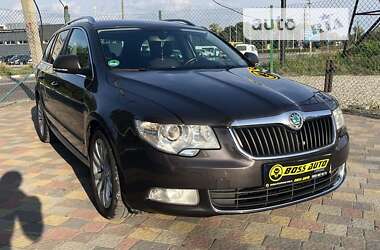 Універсал Skoda Superb 2011 в Стрию