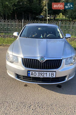 Skoda Superb 2011 Skoda Superb 2011