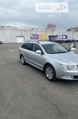 Универсал Skoda Superb 2012 в Киеве