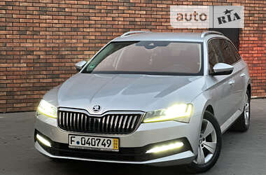 Універсал Skoda Superb 2020 в Тернополі