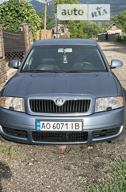 Лифтбек Skoda Superb 2007 в Виноградове