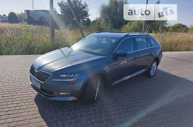 Универсал Skoda Superb 2019 в Львове