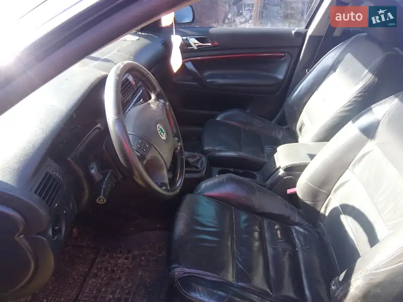 Skoda Superb 2002