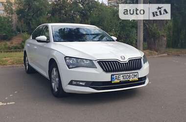 Лифтбек Skoda Superb 2016 в Кривом Роге