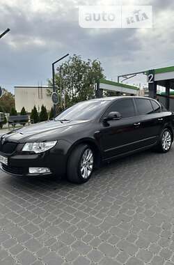 Лифтбек Skoda Superb 2013 в Харькове