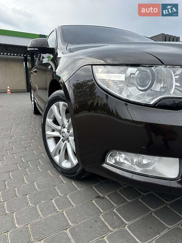 Лифтбек Skoda Superb 2013 в Харькове