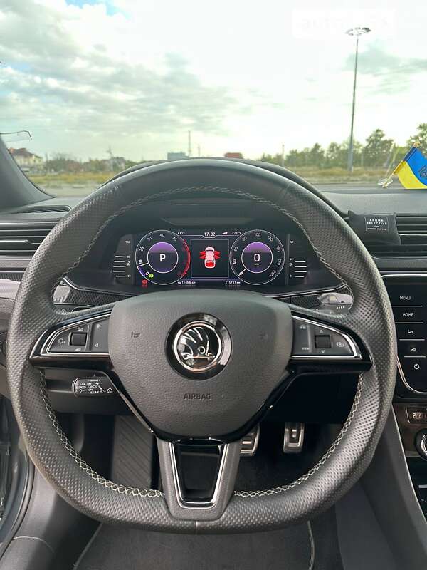 Универсал Skoda Superb 2018 в Николаеве