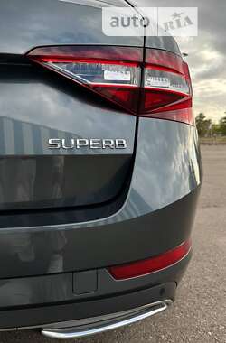 Универсал Skoda Superb 2018 в 