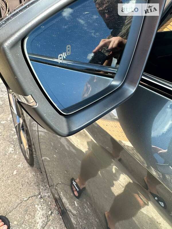 Универсал Skoda Superb 2018 в Николаеве