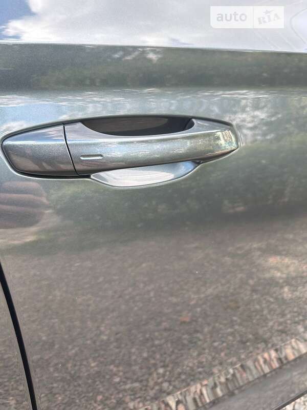 Универсал Skoda Superb 2018 в Николаеве