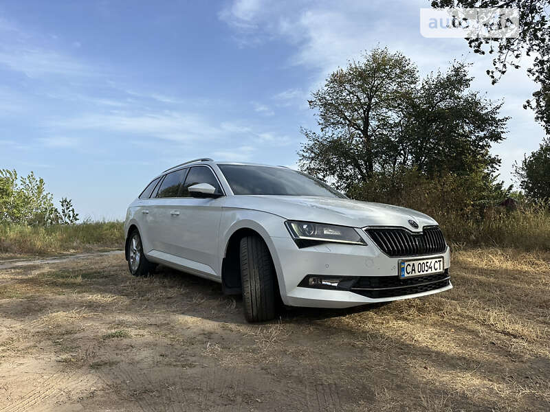 Универсал Skoda Superb 2016 в Черкассах