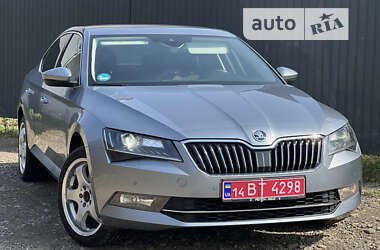 Лифтбек Skoda Superb 2016 в Моршине