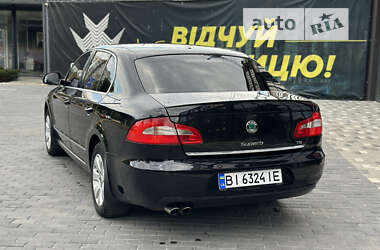 Лифтбек Skoda Superb 2012 в Полтаве