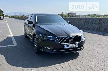 Лифтбек Skoda Superb 2017 в Мукачево