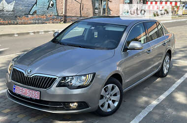 Лифтбек Skoda Superb 2014 в Луцке