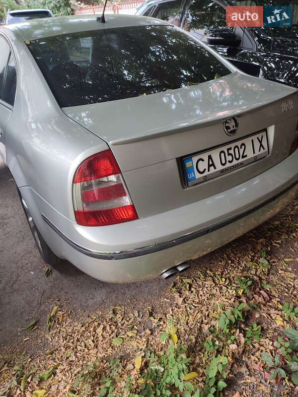 Лифтбек Skoda Superb 2007 в Черкассах