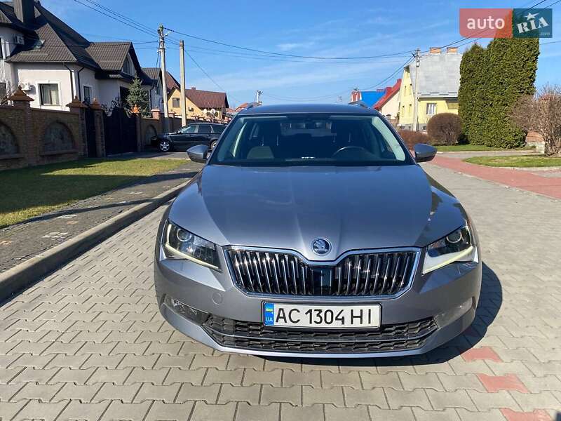 Универсал Skoda Superb 2015 в 