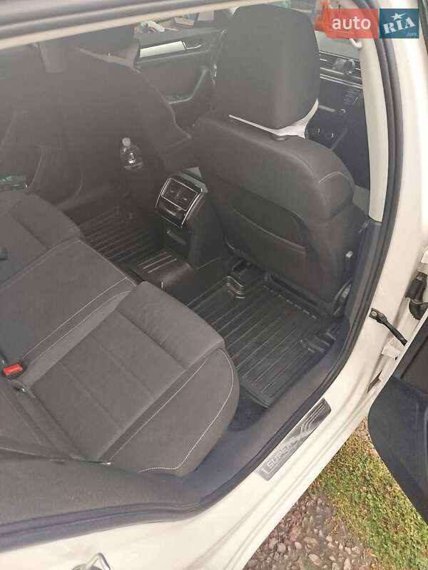 Универсал Skoda Superb 2015 в Сумах